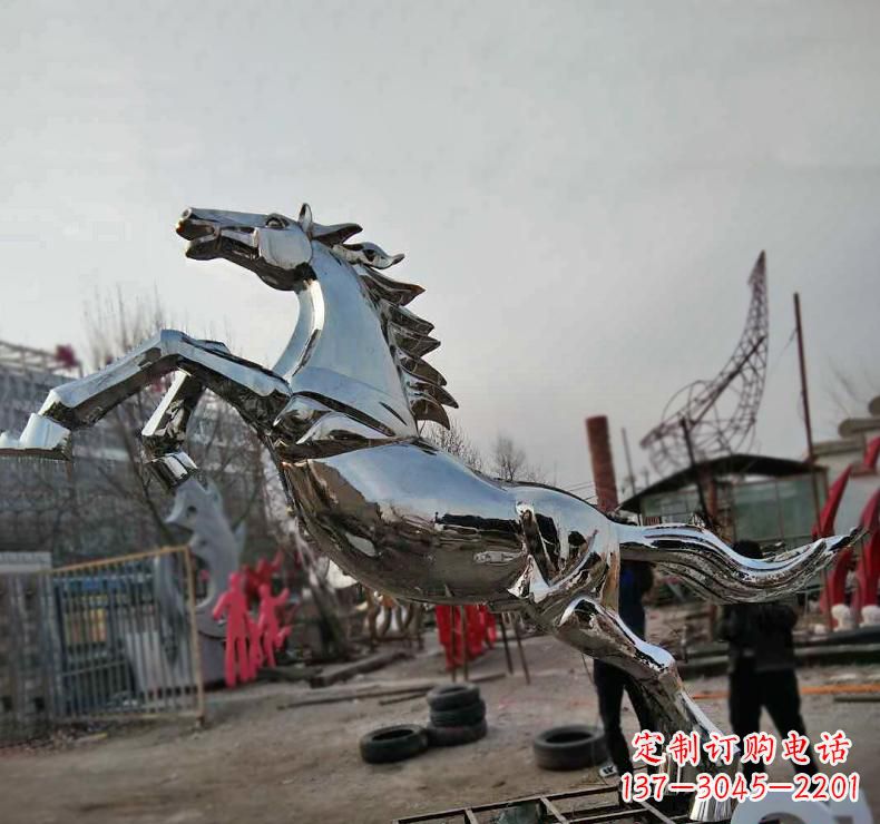 唐山不锈钢奔跑马雕塑驰骋在人间的艺术精灵