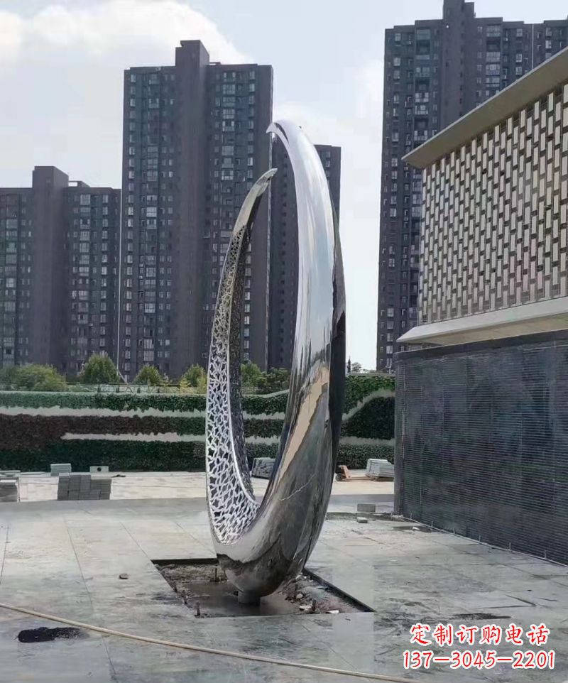 唐山精美不锈钢月亮雕塑