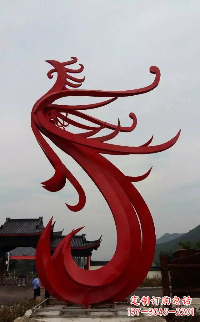 唐山凤凰雕塑象征着和平与繁荣