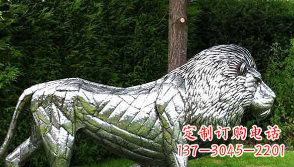 唐山不锈钢狮子雕塑拥有经典古典风格