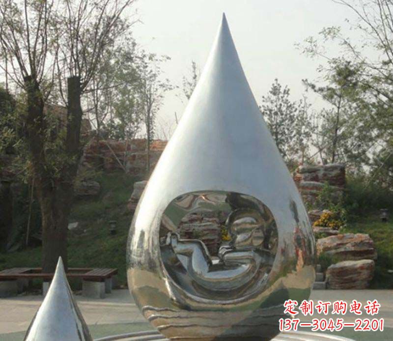 唐山不锈钢水滴雕塑精致简约的艺术之美