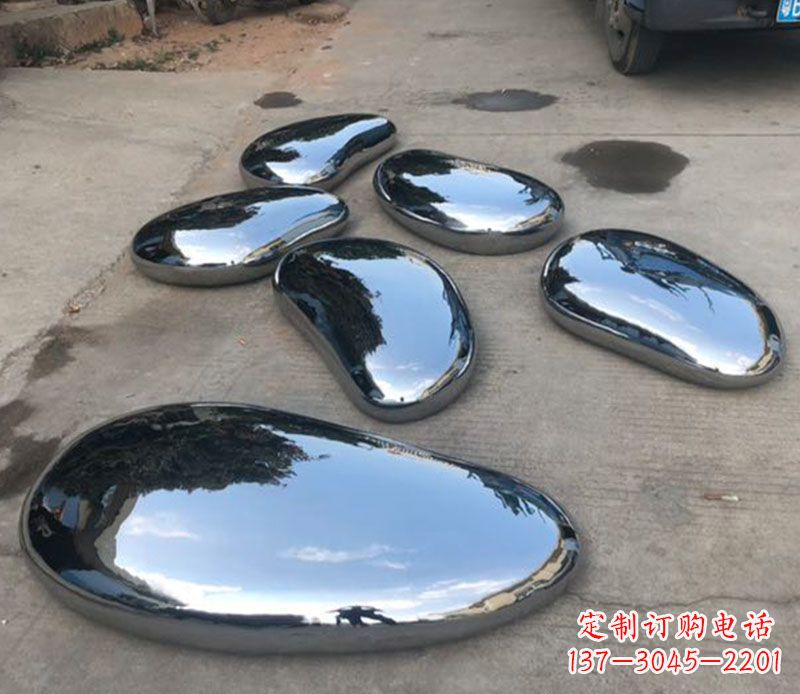 唐山水滴雕塑——不锈钢的精美之作