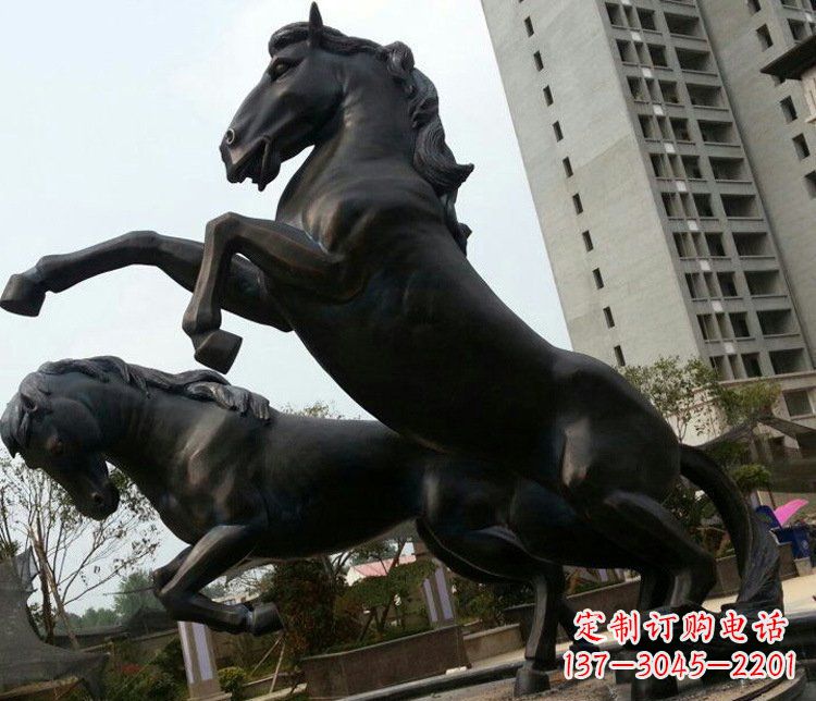 唐山高雅实木动物雕塑