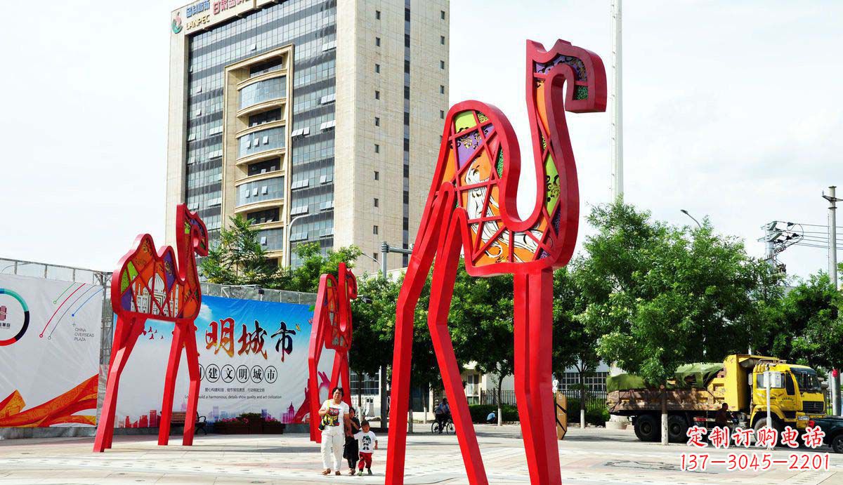 唐山欣赏经典之美,拥有完美的高端骆驼雕塑