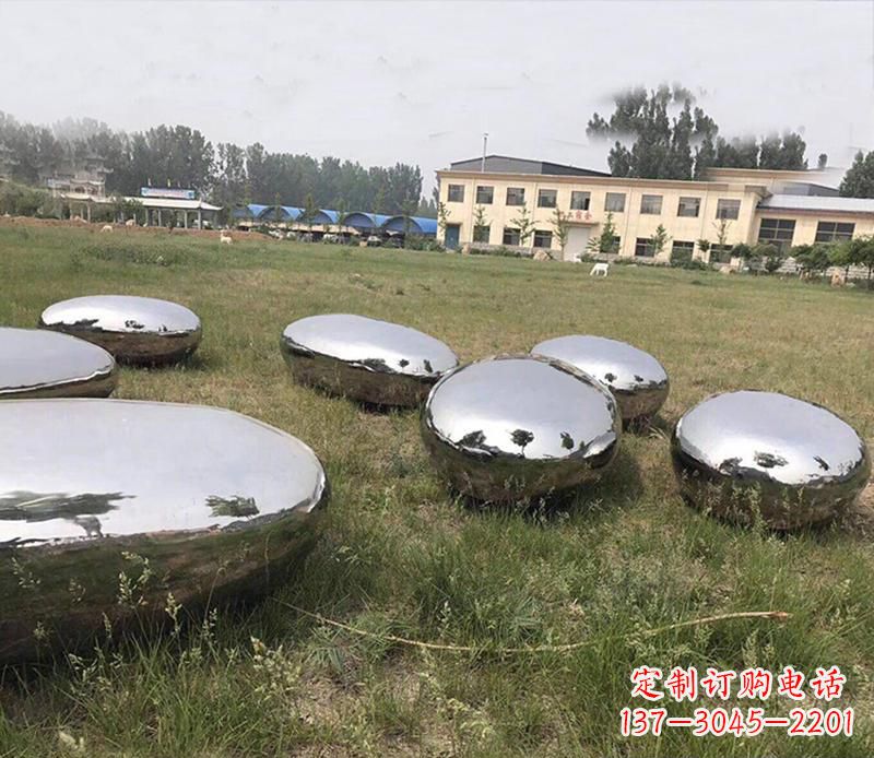唐山精美不锈钢水滴景观雕塑