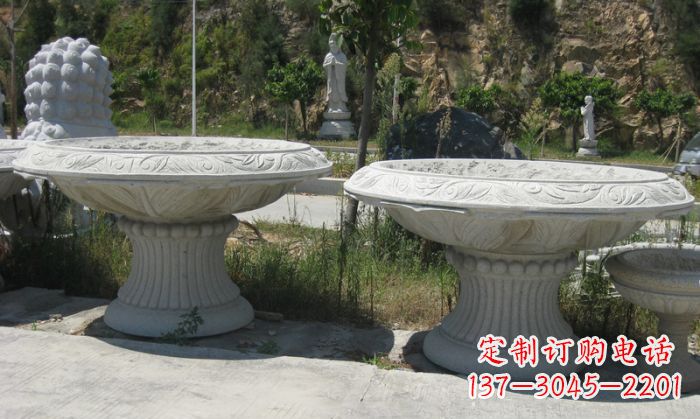 唐山美轮美奂的大理石花盆雕塑