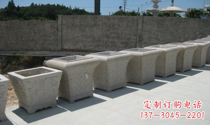 唐山大理石花盆石雕 – 在公园展现精美自然风貌
