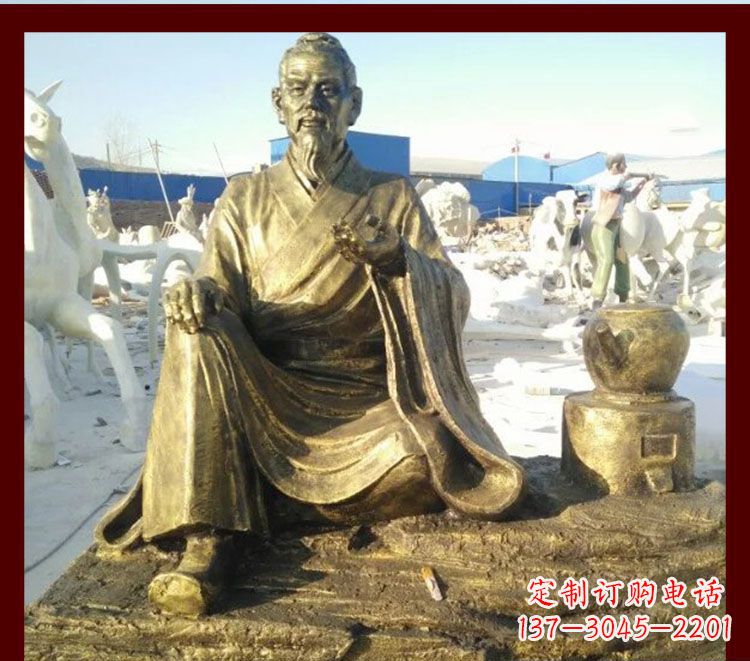 唐山古代名人熬中药的张仲景铜雕