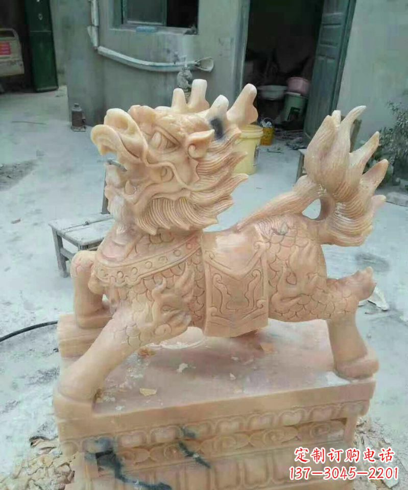 唐山晚霞红麒麟雕塑112