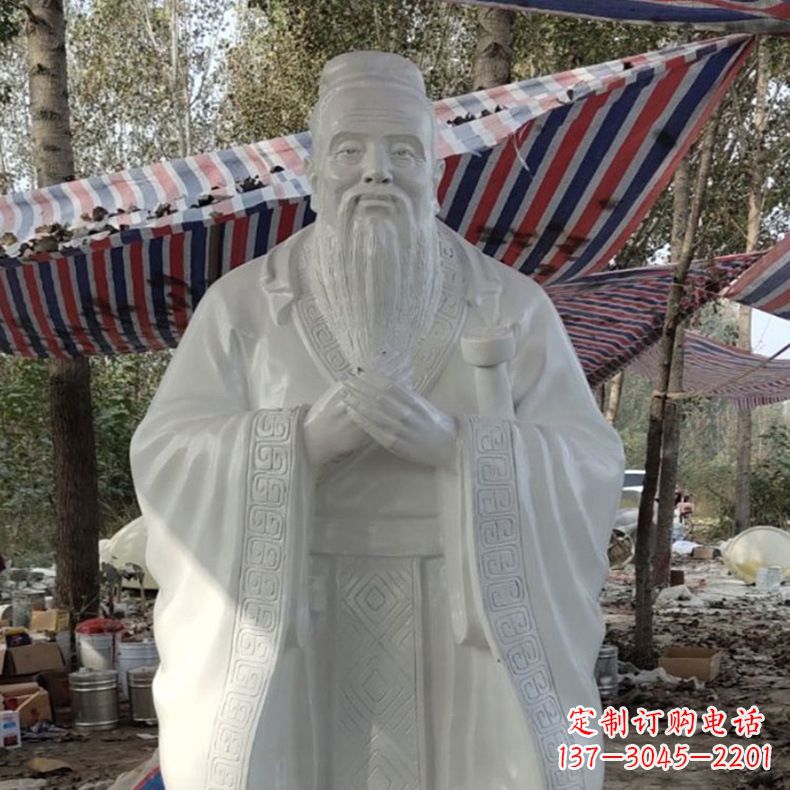 唐山校园孔子雕像