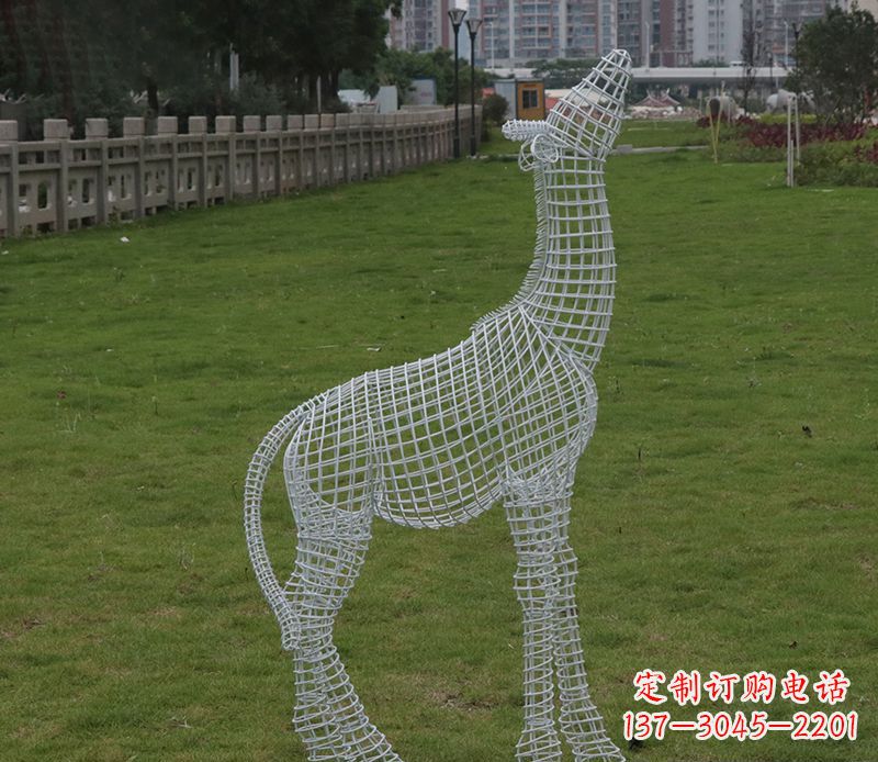 唐山园林镂空仰头麋鹿不锈钢雕塑